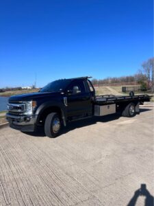 2020 FORD F600