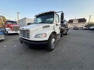 2018 FREIGHTLINER BUSINESS CLASS M2 106