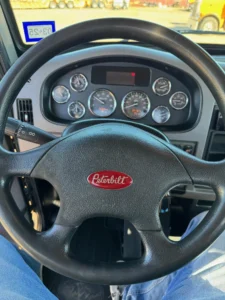 2020 PETERBILT 337