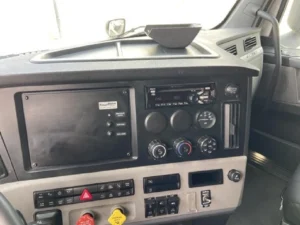 2020 FREIGHTLINER CASCADIA 126