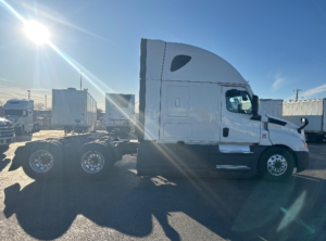 2021 Freightliner Cascadia 126
