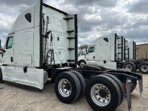 2021 Freightliner Cascadia 126