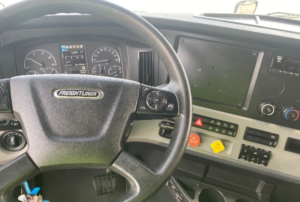 2021 Freightliner Cascadia 126