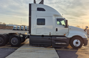 2022 International LT625