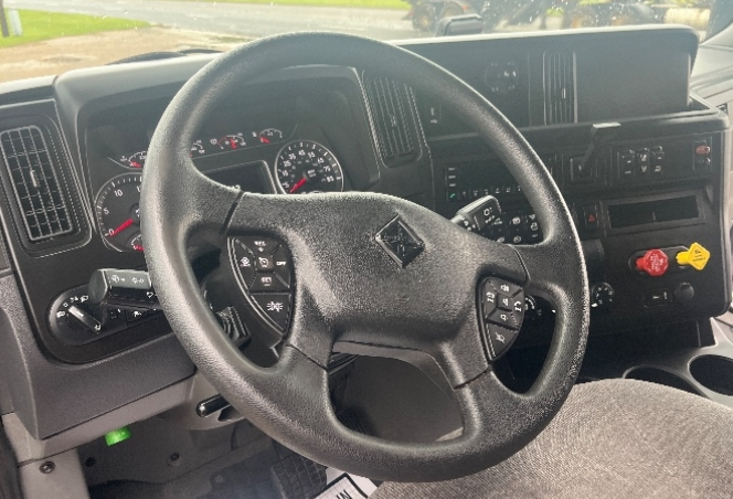 2021 International LT625
