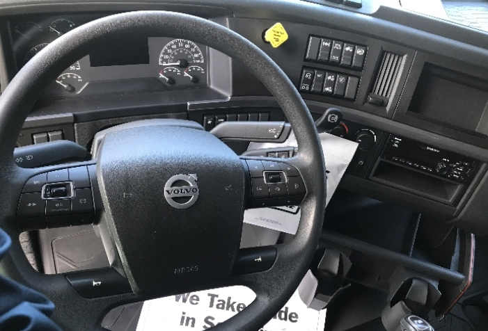 2022 Volvo VNL