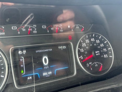 2019 INTERNATIONAL LT625